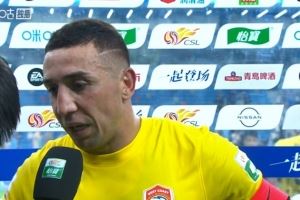 戴维森：很遗憾倒钩球没有打进 赛前知道这场比赛不会简单